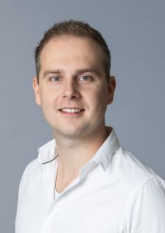 Dennis Kloppenburg, BSN Growth and Business Development Manager at Xsens, speaking at Humanoid Robots Summit 2026