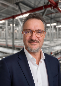 Jan Andreas Daske, Senior Director Global AI & Industry Intelligence Lead at Swisslog GmbH, speaking at Humanoid Robots Summit 2026